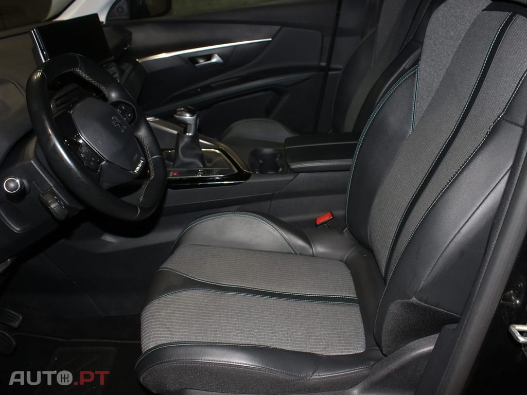 Peugeot 3008 1.2 PureTech Allure Pack