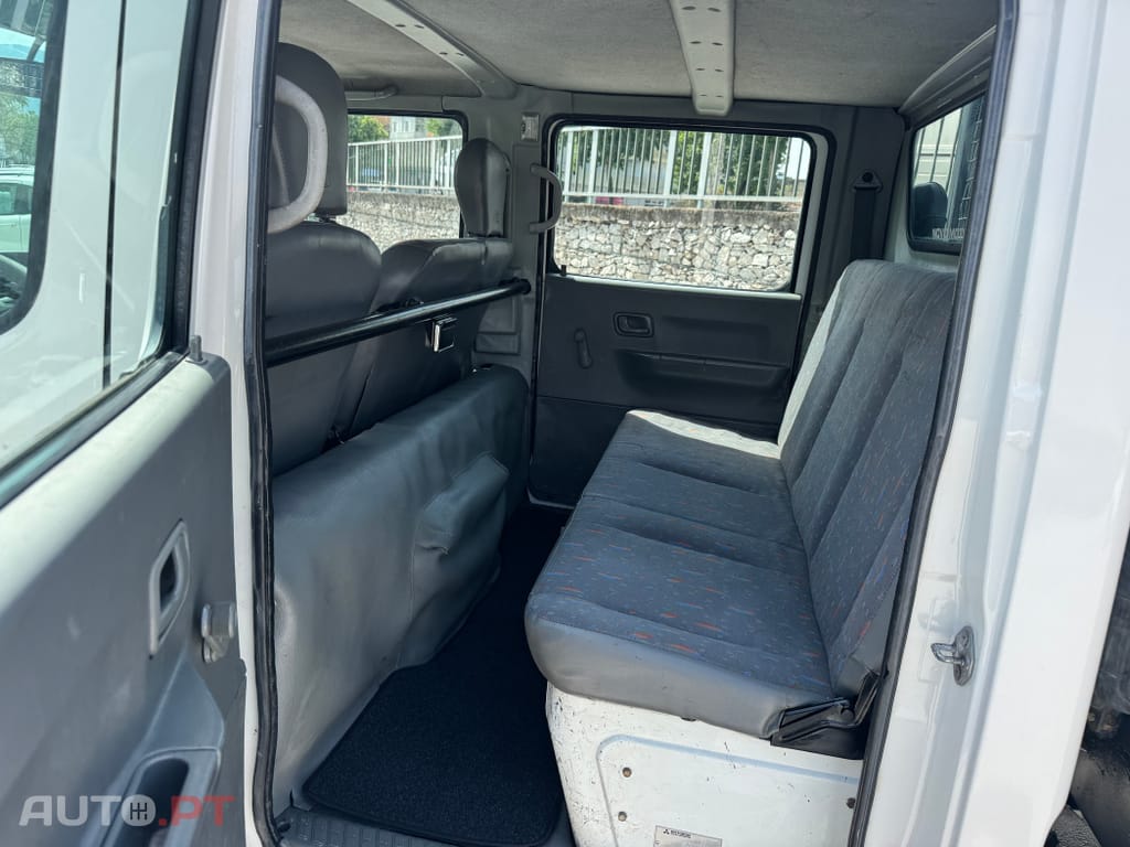 Mitsubishi Canter 3.0 DI-D 6LUG Tri-Basculante Ligeira Nacional
