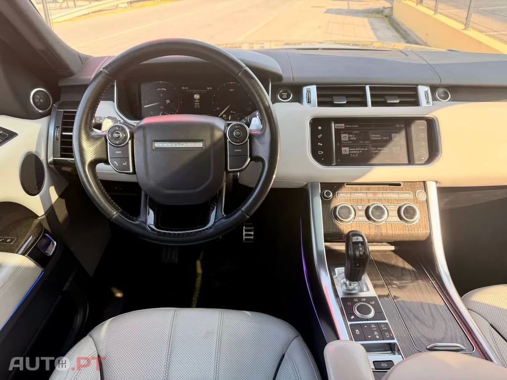 Land Rover Range Rover Sport 3.0 SD V6 HSE Dynamic SVR