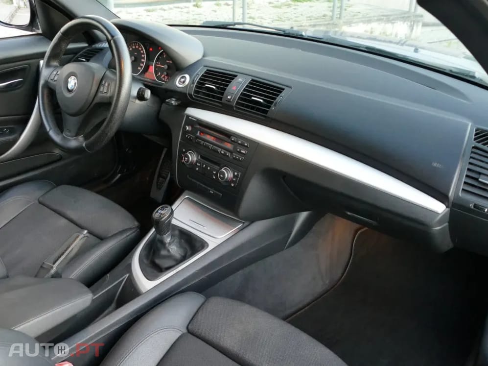 BMW 118 d Coupe — fotografia 24