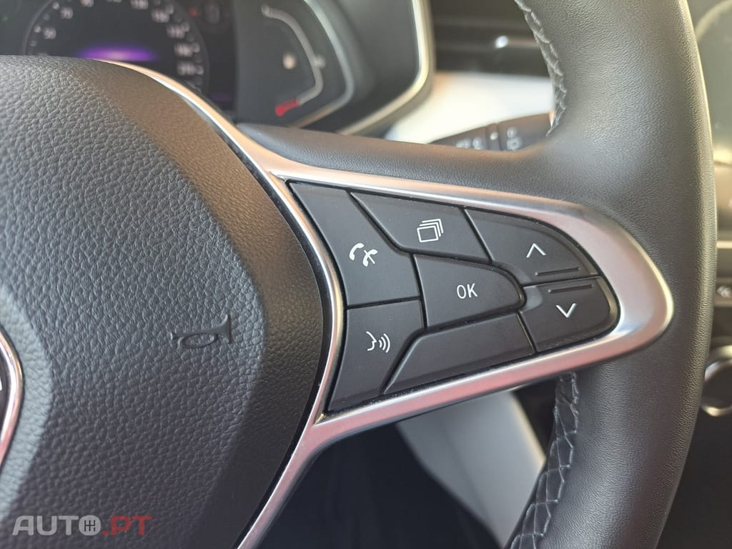 Renault Clio 1.0 TCe Intens Bi-Fuel