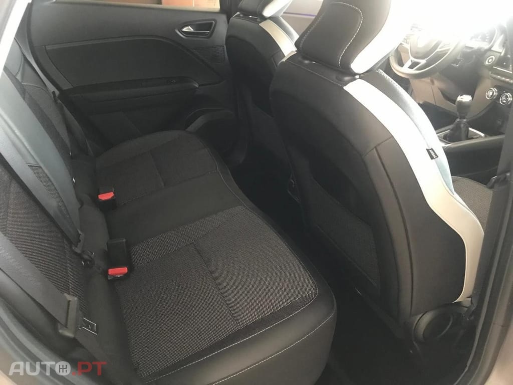 Renault Captur 1.0 TCe Equilibre Bi-Fuel