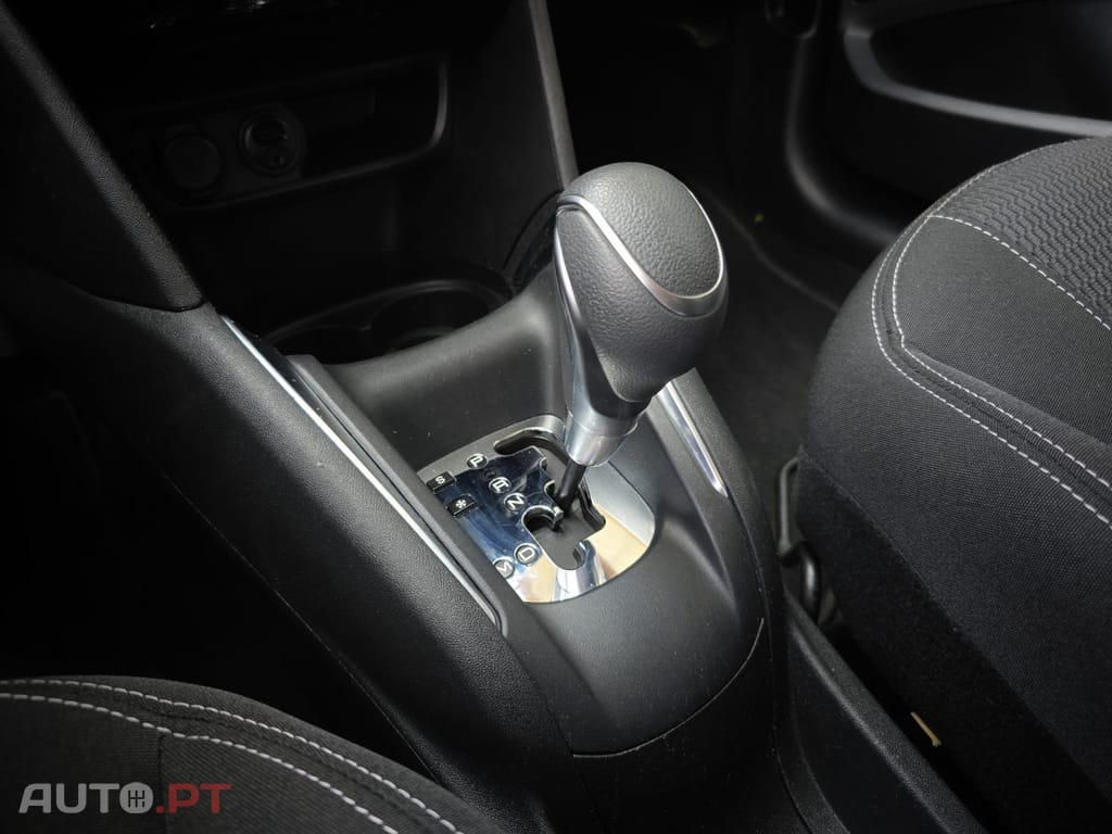 Peugeot 208 1.2 PureTech Allure EAT6