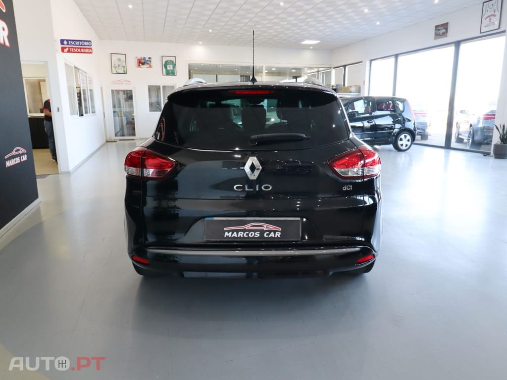 Renault Clio Sport Tourer 1.5 dCi Dynamique S — fotografia 6