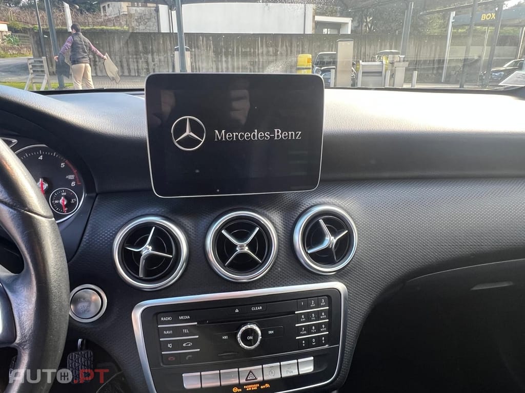 Mercedes-Benz A 180 d Urban