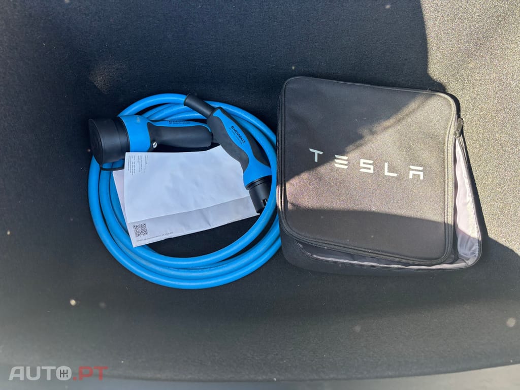 Tesla Model 3 Standard Range Plus RWD