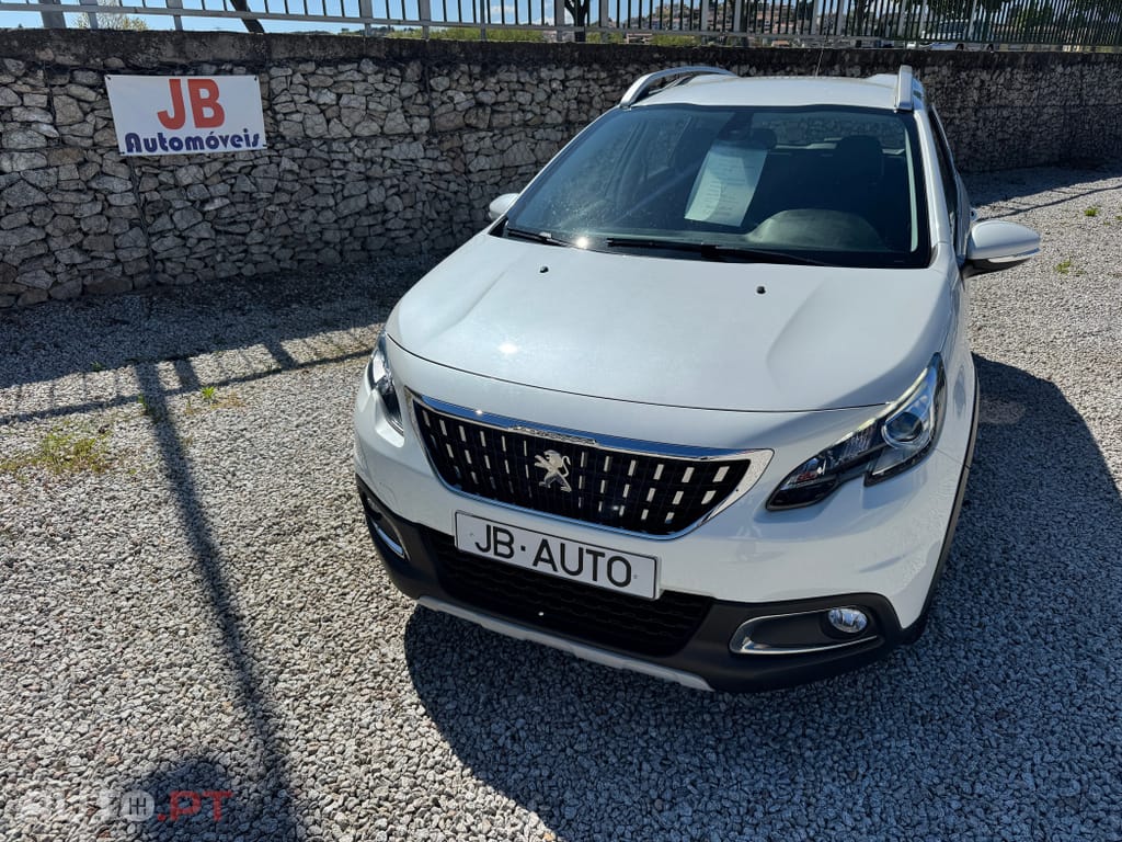 Peugeot 2008 1.2 PureTech Allure