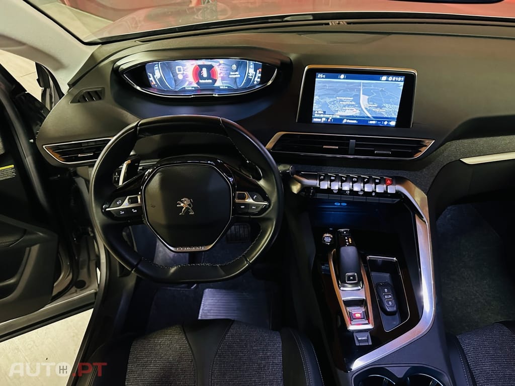Peugeot 3008 1.2 PureTech Allure Pack EAT8