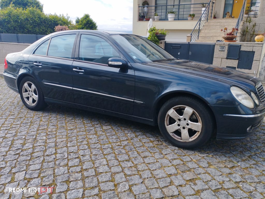 Mercedes-Benz E 220 Avantgarde