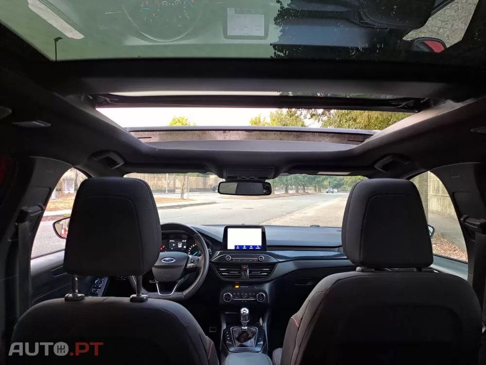Ford Focus 1.5 TDCi EcoBlue ST-Line X