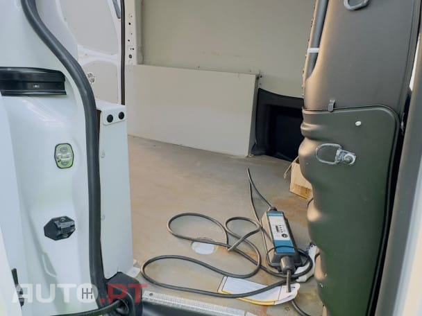 Citroën Berlingo Full Electric L1 Club 3L — fotografia 15