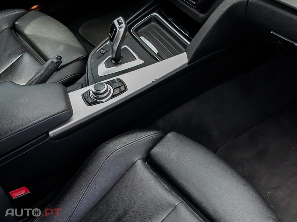 BMW 318 318