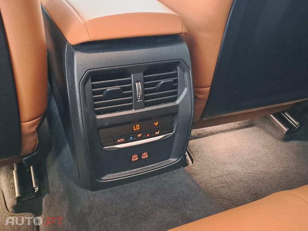 BMW 320 e Touring Pack Desportivo M Auto