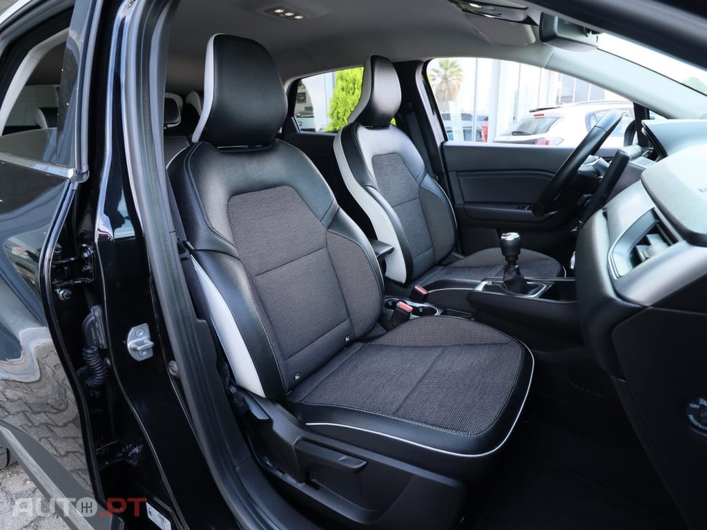 Renault Captur 1.0 TCe Exclusive