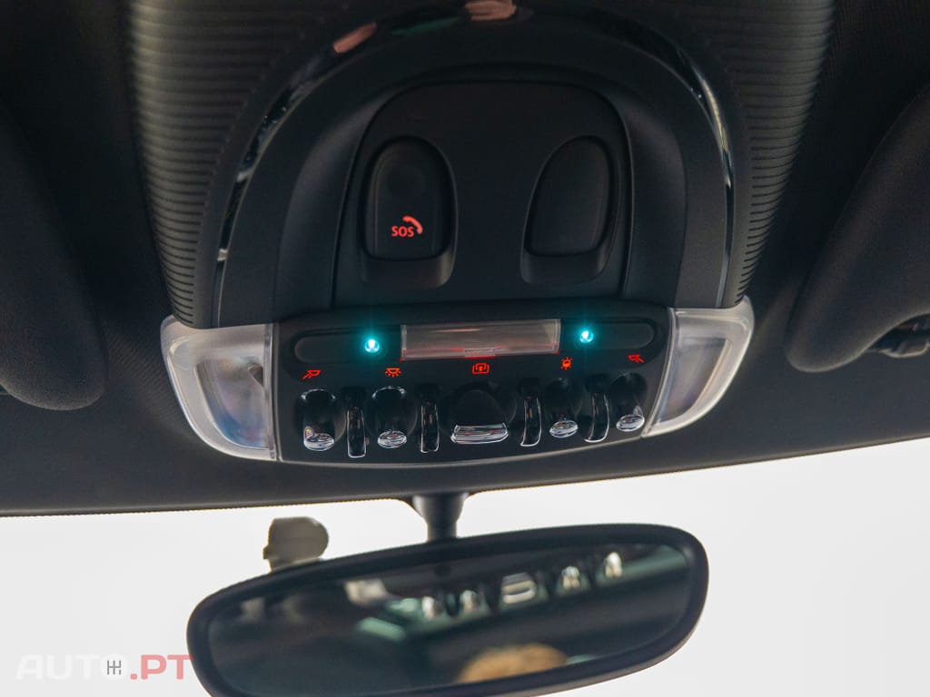 MINI Cooper Cooper SE Yours