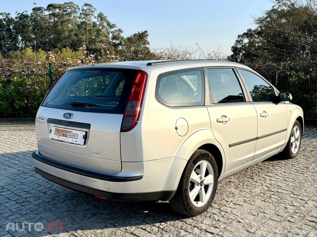 Ford Focus 1.4 16V S