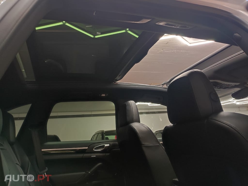 Porsche Cayenne S E-Hybrid Platinum Edition