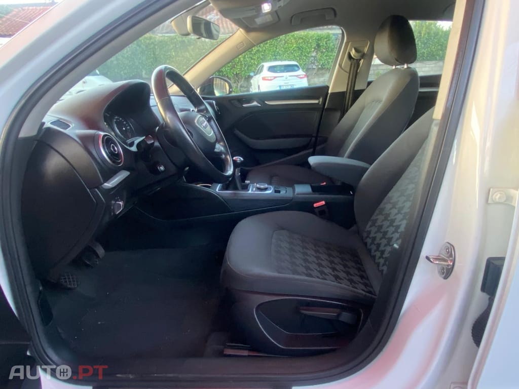 Audi A3 1.6 TDI S-line
