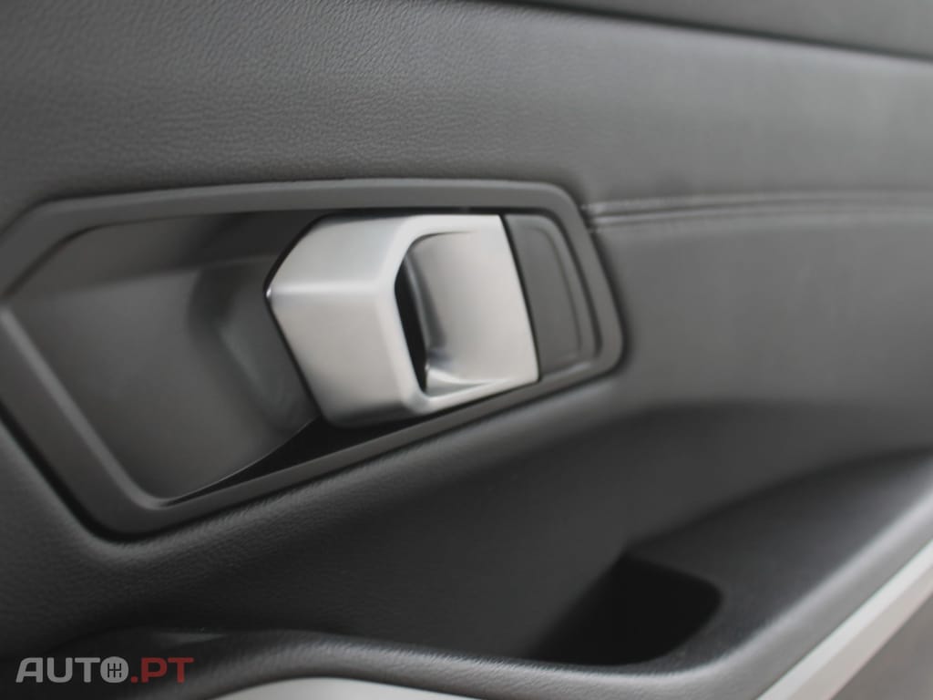 BMW 320 e Corporate Edition Auto