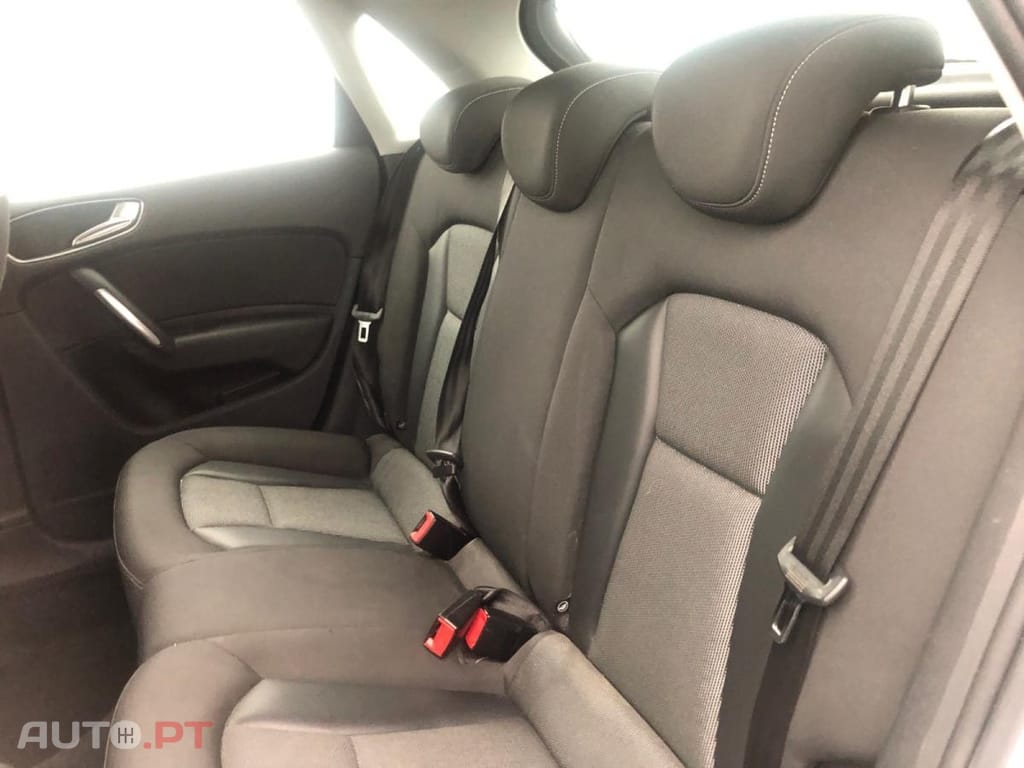 Audi A1 1.0 TFSI ultra S tronic  Ambition