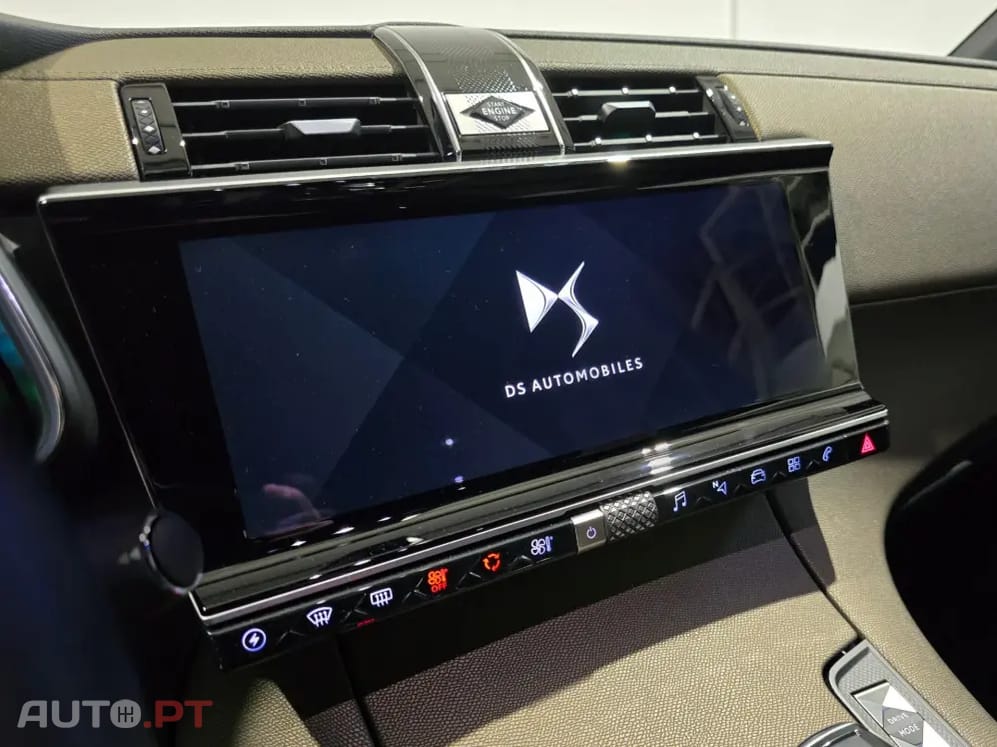 DS DS7 Crossback E-Tense Bastille+ EAT8