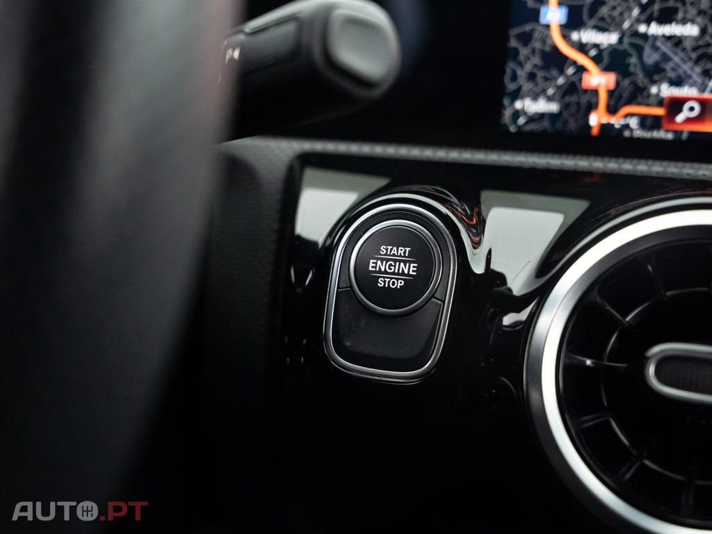 Mercedes-Benz CLA 250 e Style Plus