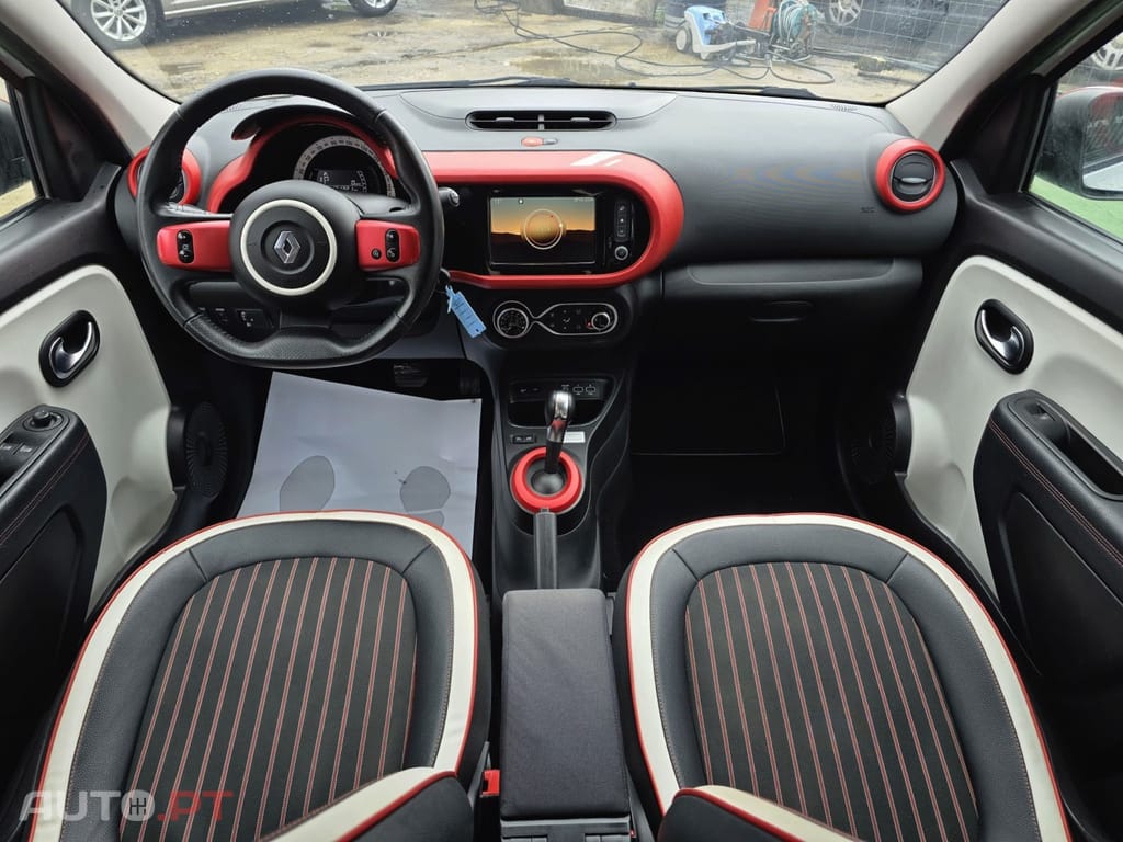 Renault Twingo 0.9 TCe Le Coq Sportif EDC