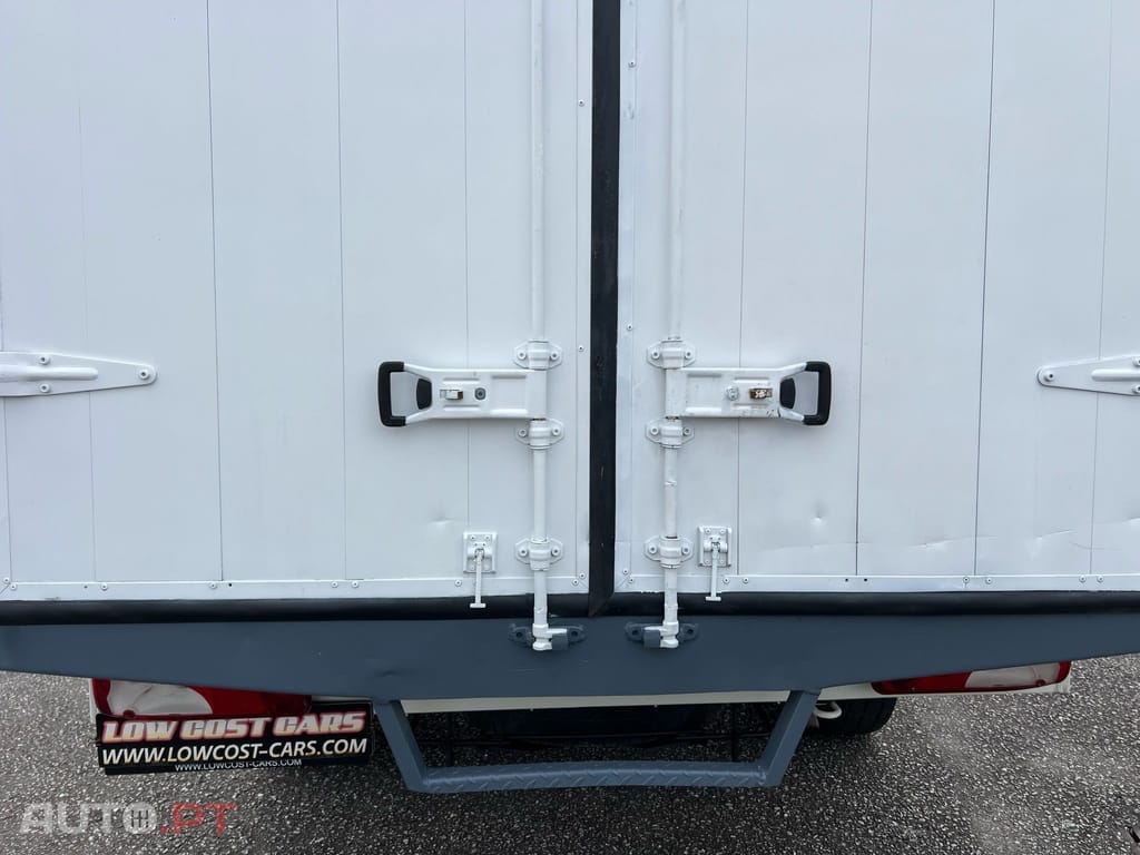Volkswagen Crafter 35 2.5 TDi 164 Média