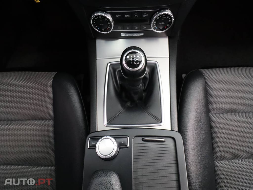 Mercedes-Benz C 220 CDi Avantgarde BlueEfficiency