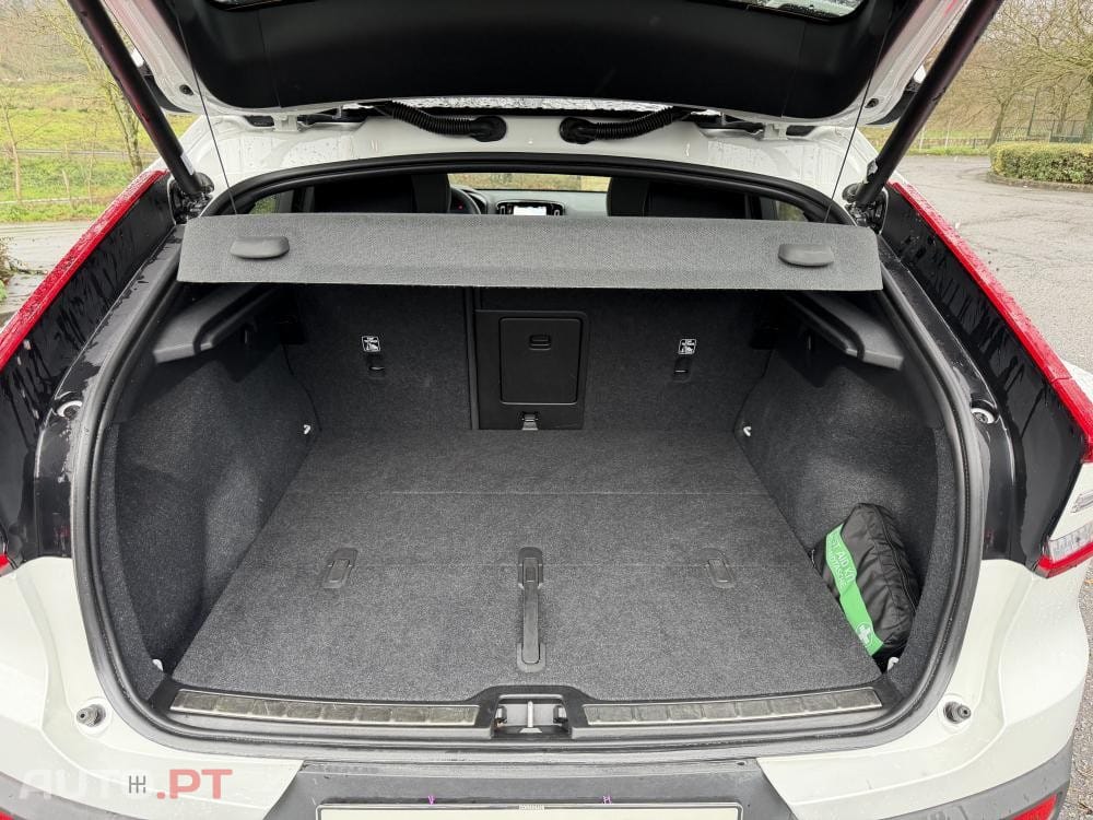 Volvo C40 Recharge Twin Plus