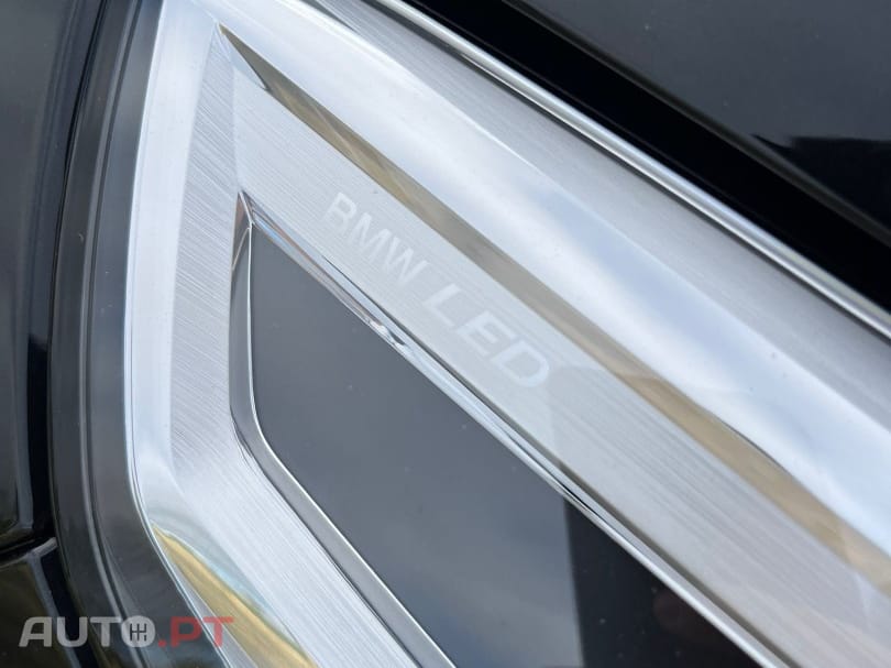 BMW X1 xDrive25e Pack Desportivo M