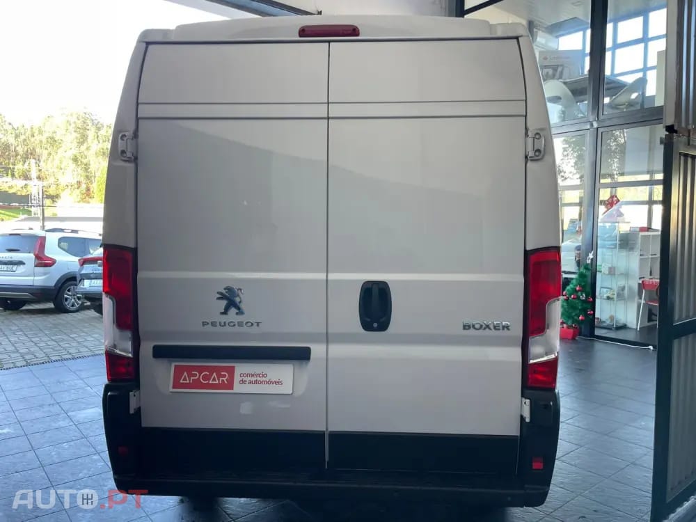 Peugeot Boxer 2.2 BlueHDi 333 L2 CD