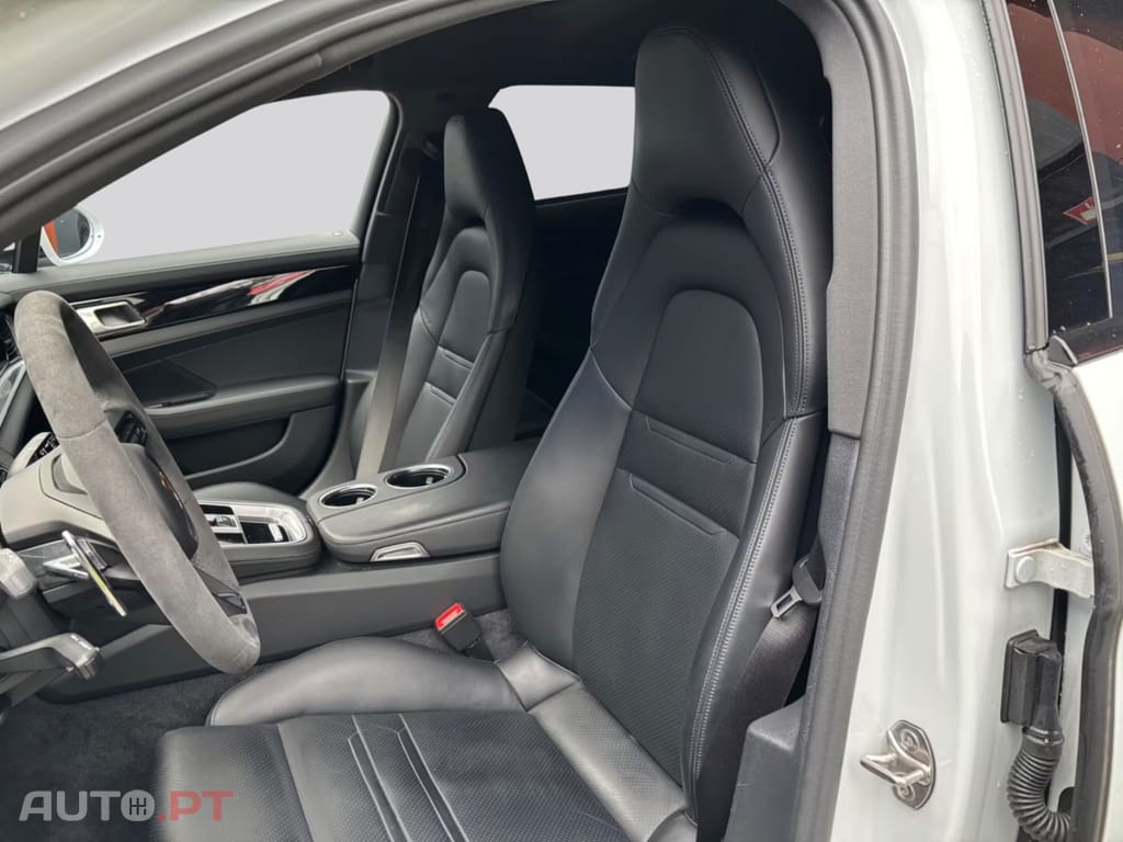 Porsche Panamera 4S E-Hyb SPORT I.V.A DEDUTIVEL 