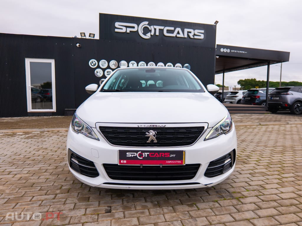 Peugeot 308 1.5 BlueHDi Business Line