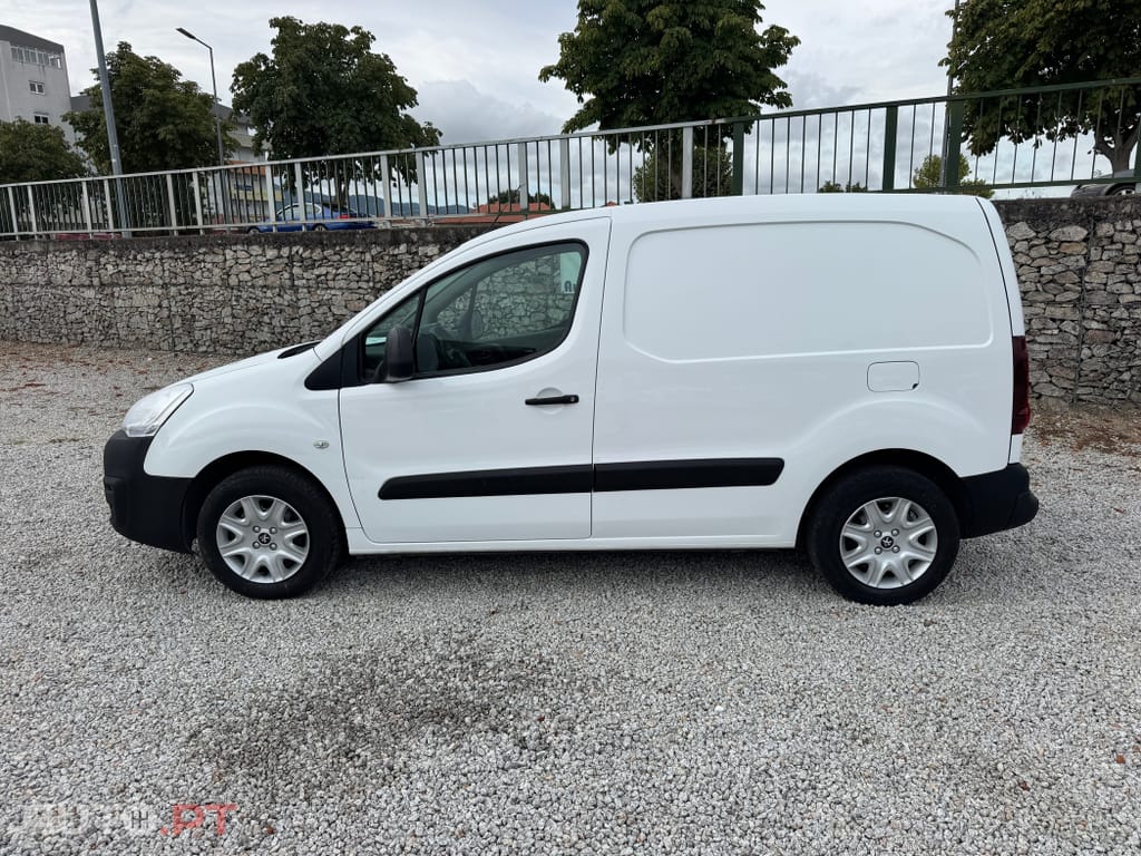 Peugeot Partner 1.6 BlueHDi L1 Premium 3L