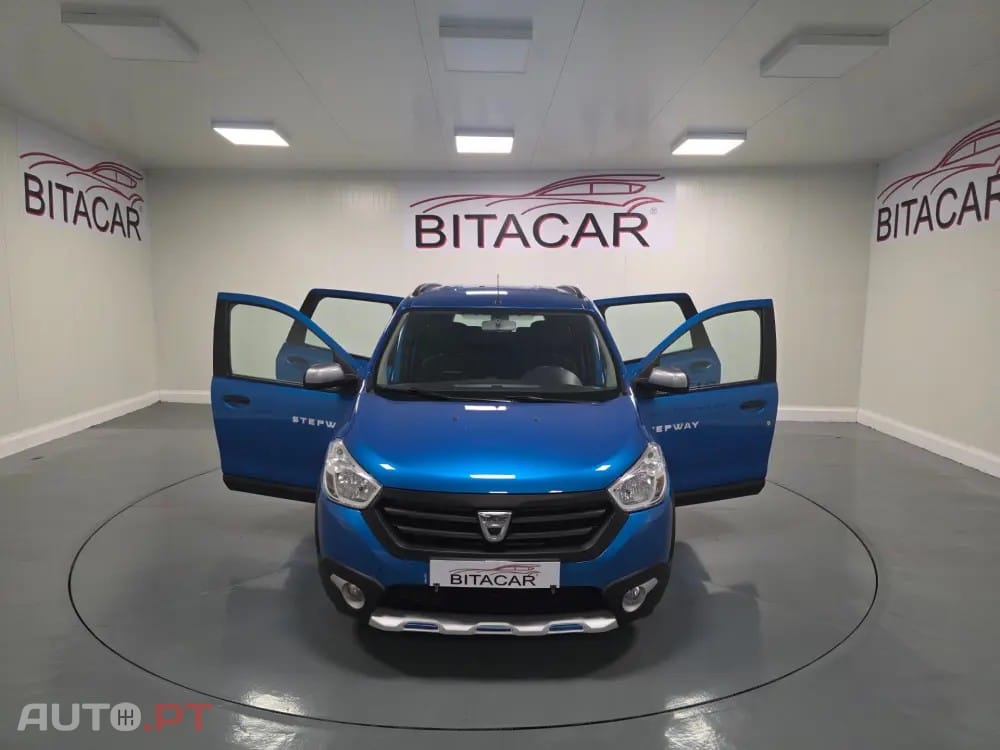 Dacia Lodgy 1.5 dCi Stepway 7L