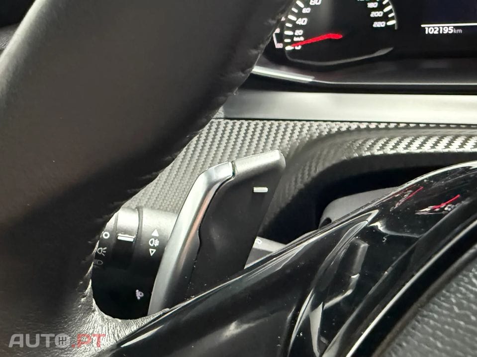 Peugeot 208 PureTech 100 EAT8 Active Pack