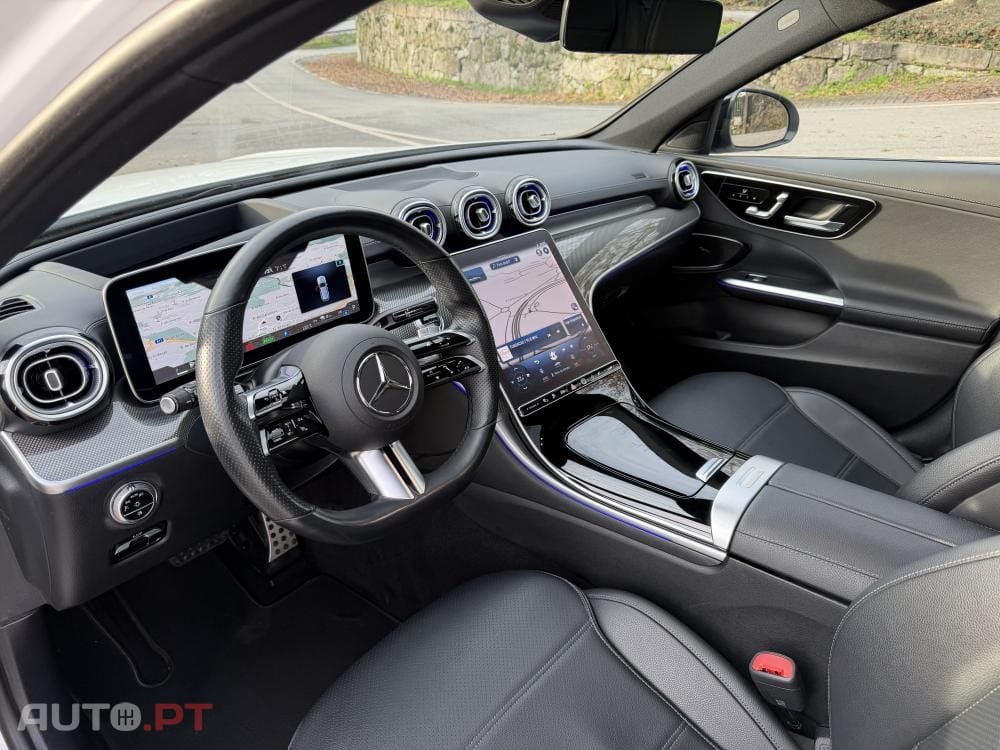 Mercedes-Benz C 300 e 9G-TRONIC AMG Line