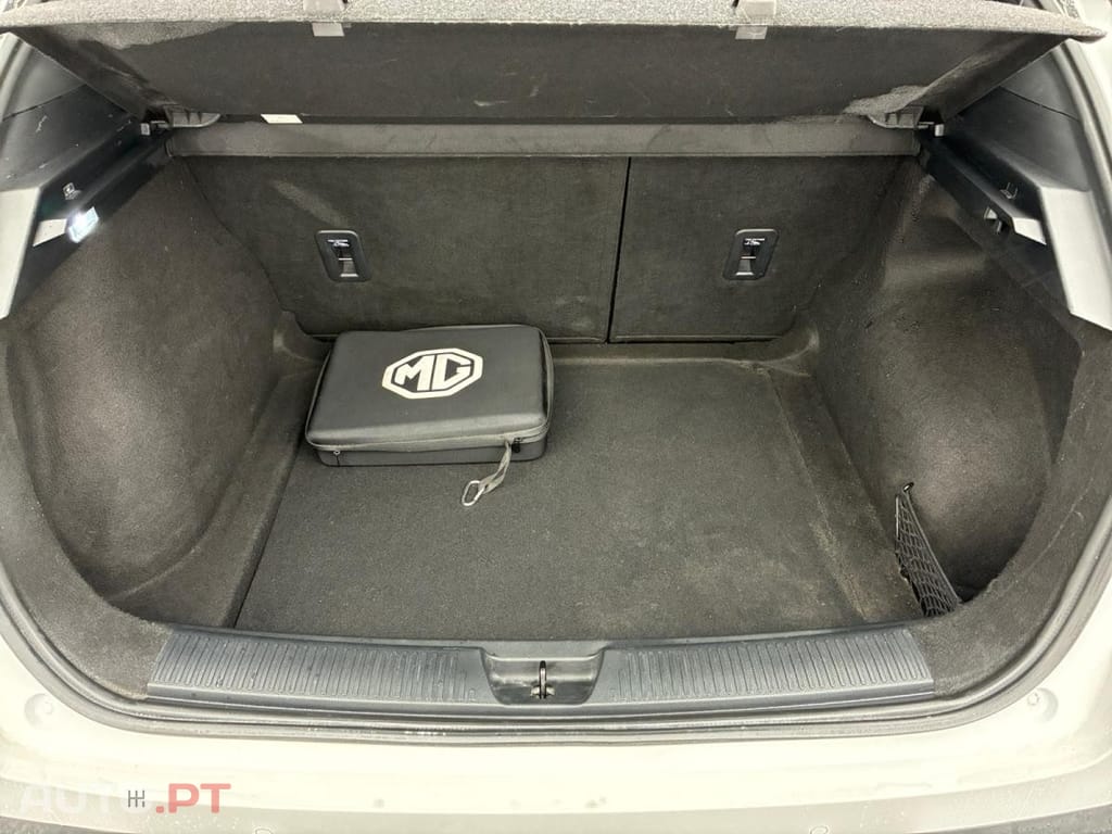 MG MG4 51 kWh Standard