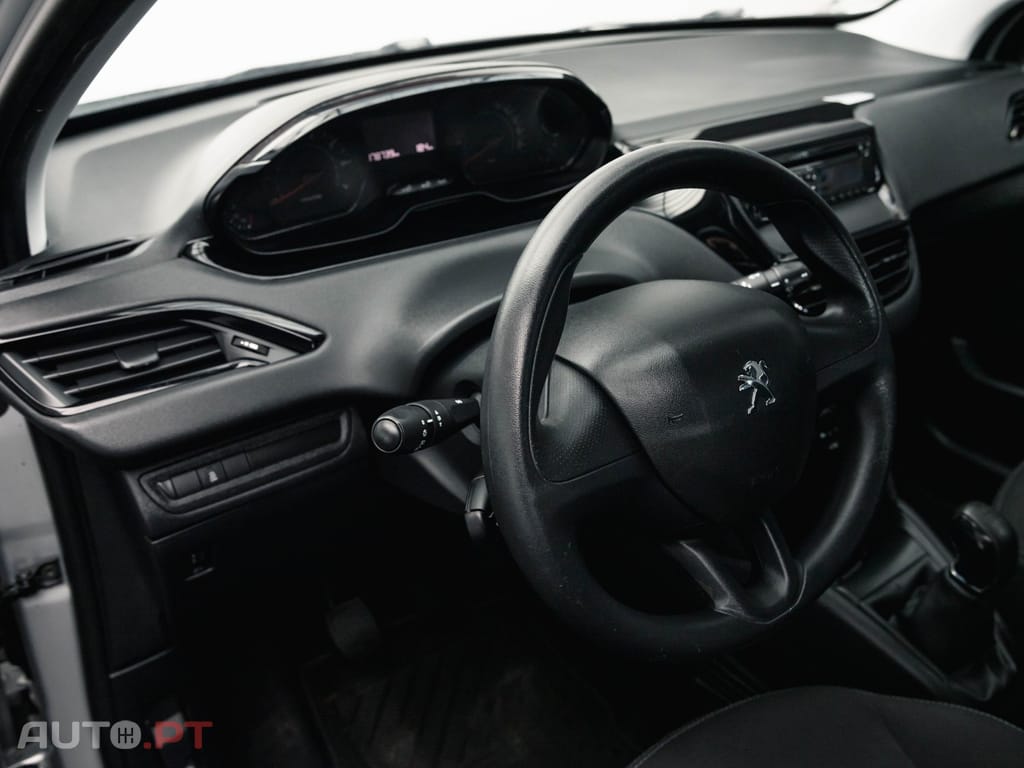 Peugeot 208 1.2 VTi Access