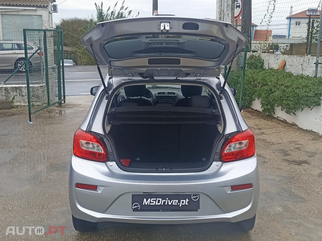Mitsubishi Space Star 1.2 Intense Connect Edition