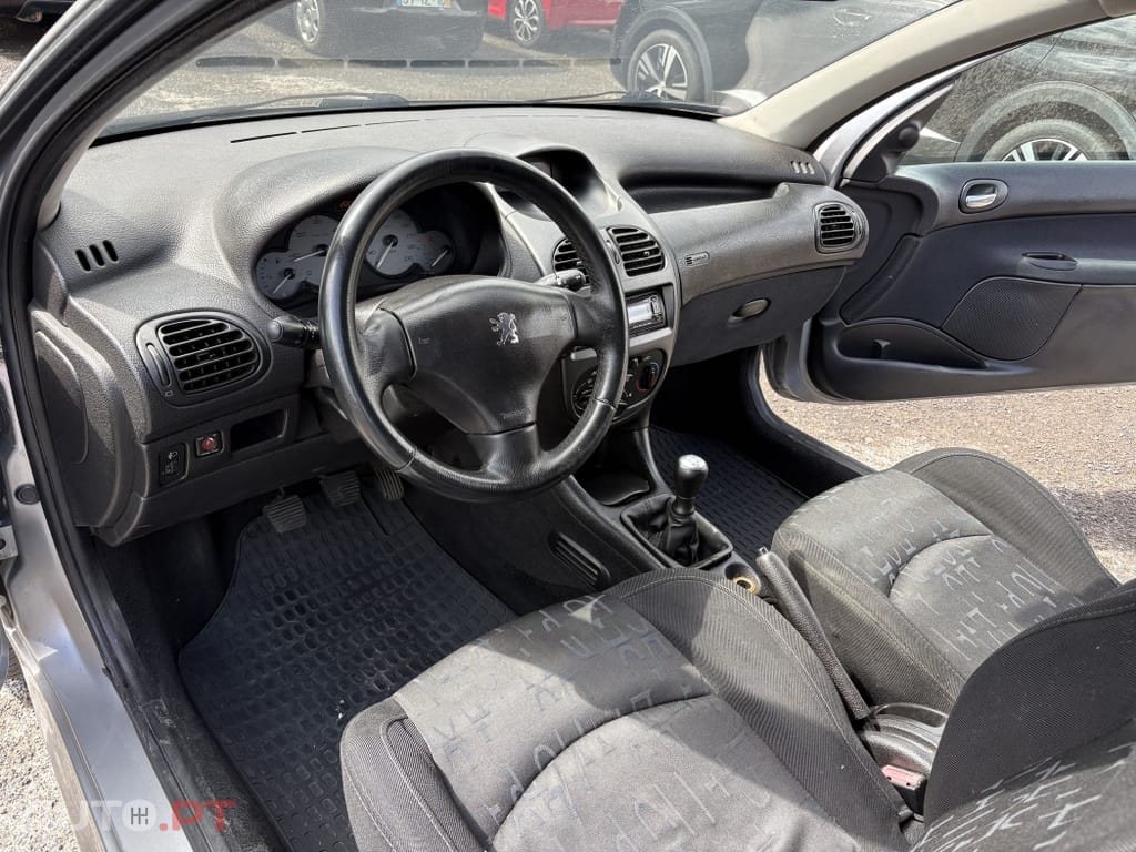 Peugeot 206 1.6 HDi XS