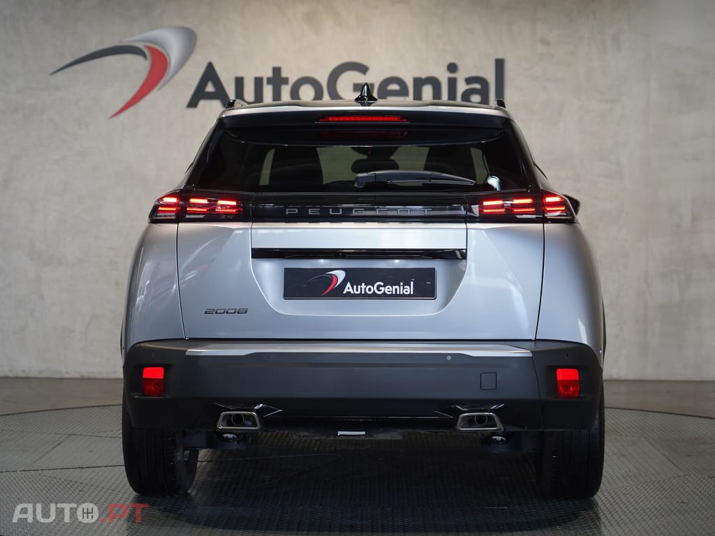 Peugeot 2008 1.2 PureTech Allure EAT8