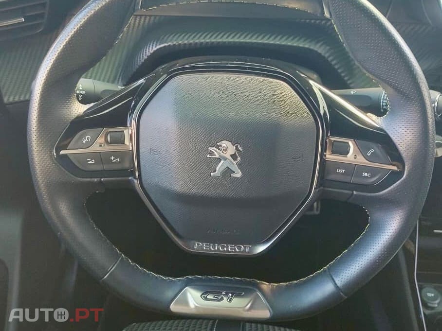 Peugeot 2008 1.5 BlueHDi GT