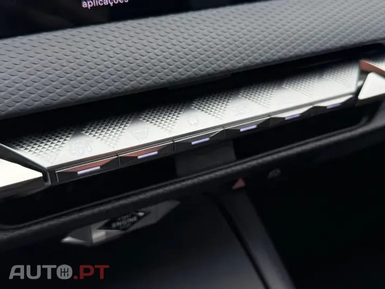 DS DS4 E-Tense Trocadero EAT8