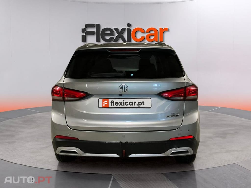 MG ZS 1.5 Hybrid+ Luxury