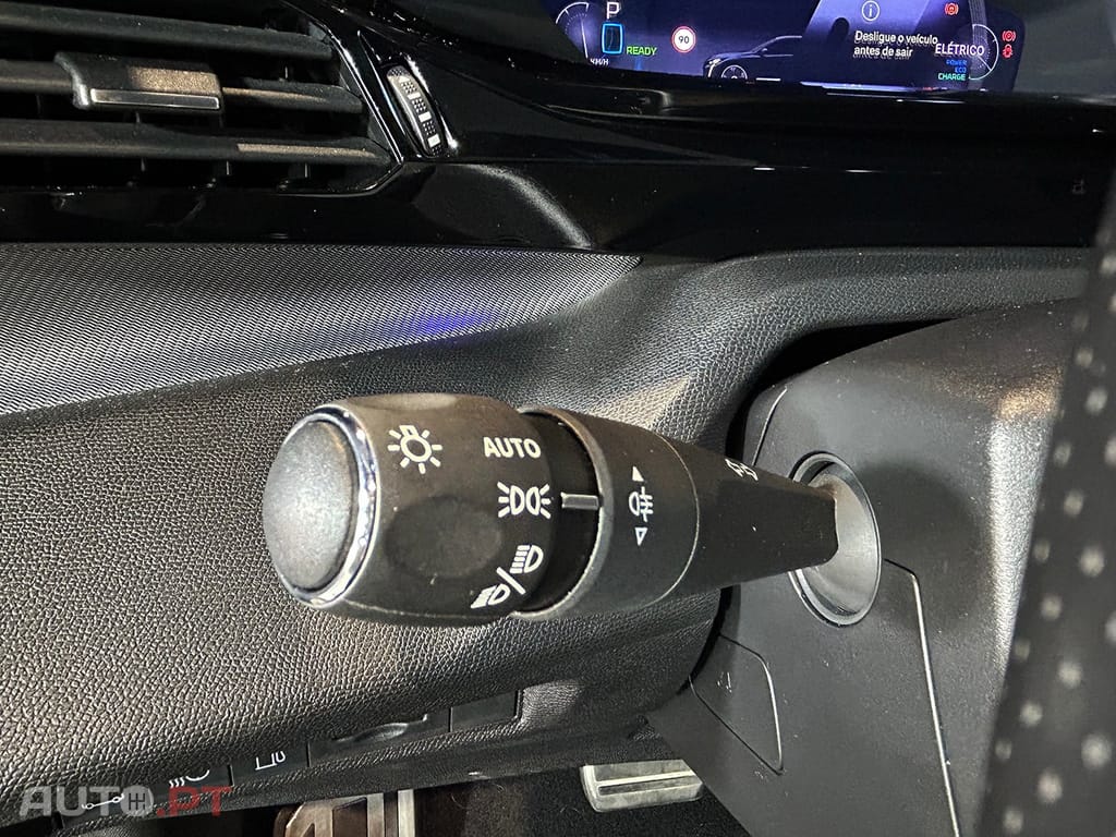 Peugeot 408 1.6 Hybrid GT e-EAT8