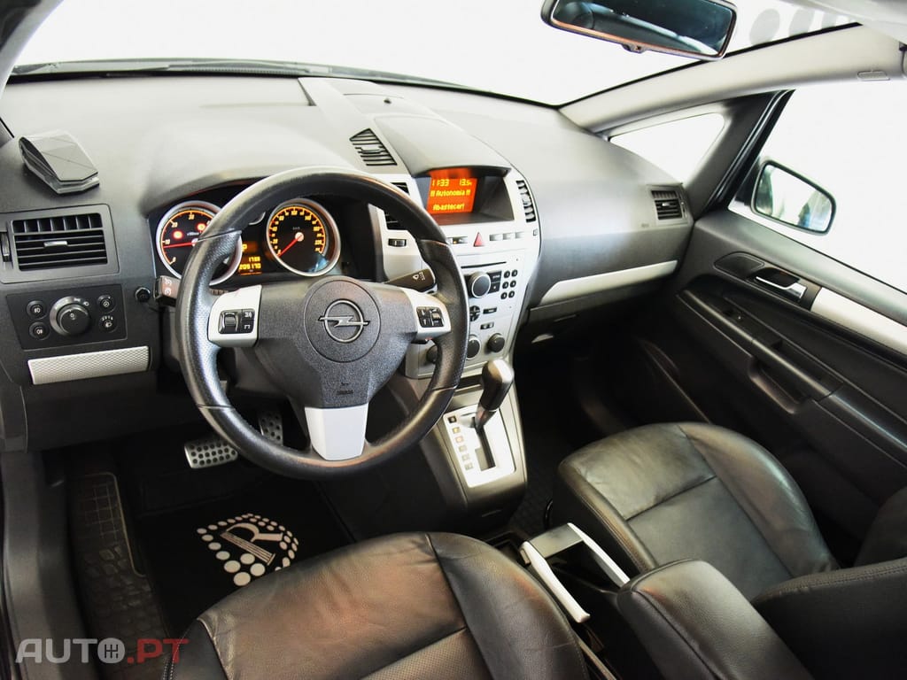 Opel Zafira 1.9 CDTi Cosmo Auto.