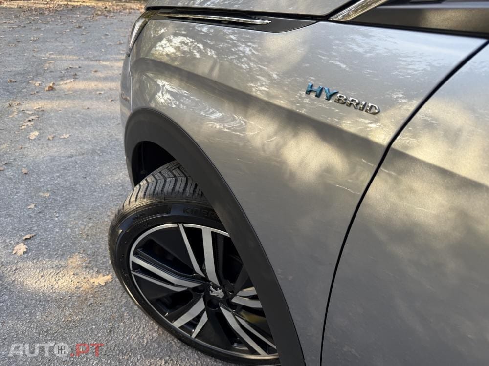 Peugeot 3008 1.6 Hybrid GT Pack e-EAT8