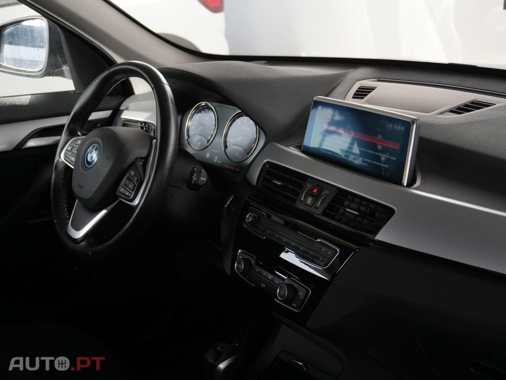 BMW X1 xDrive25e